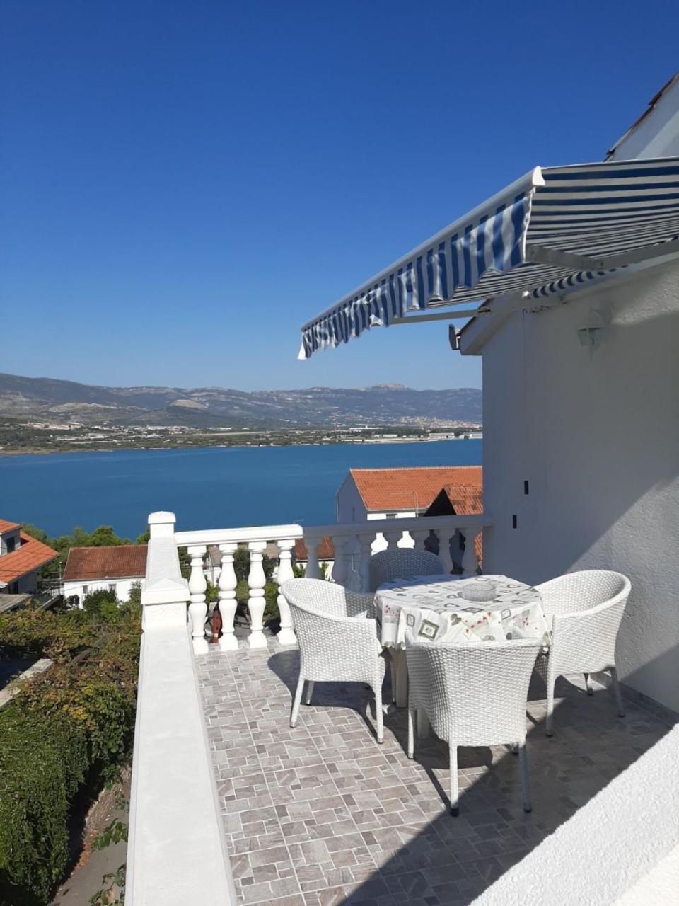 Apartments Ivica - 150M From Sea Trogir Exterior photo